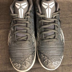 Nike Mamba Rage Dark Grey Size 8.5 Brand New